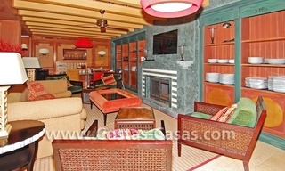 Luxury apartment to buy in a beachfront complex, New Golden Mile, Marbella - Estepona 14