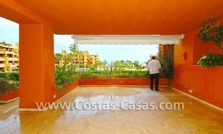 Luxury apartment for sale in a front line beach complex, New Golden Mile, between Marbella and Estepona 1