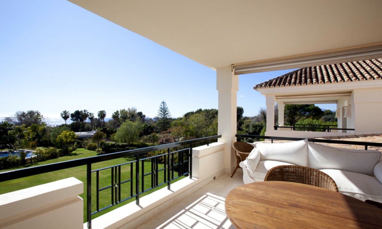 Modern Andalusian mansion for sale on the Golden Mile in Marbella 4
