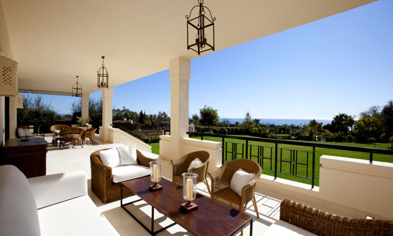 Modern Andalusian mansion for sale on the Golden Mile in Marbella 8