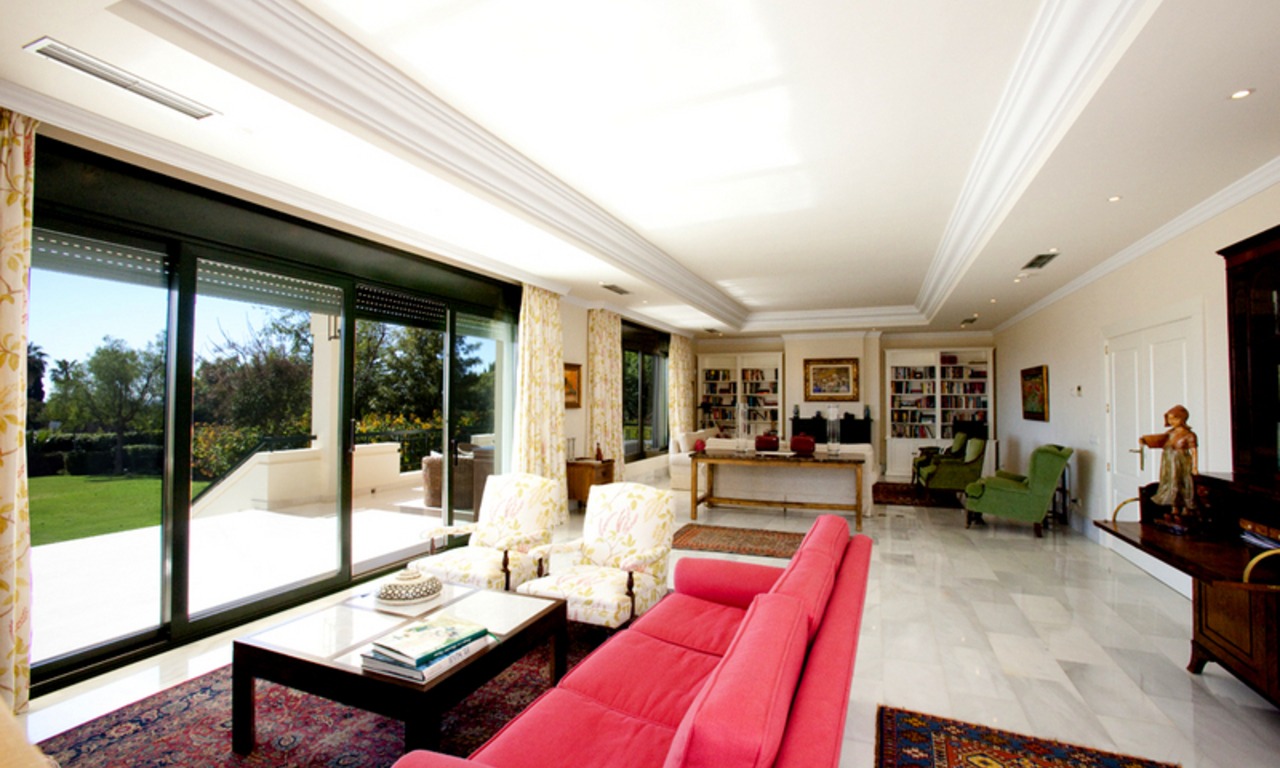 Modern Andalusian mansion for sale on the Golden Mile in Marbella 13