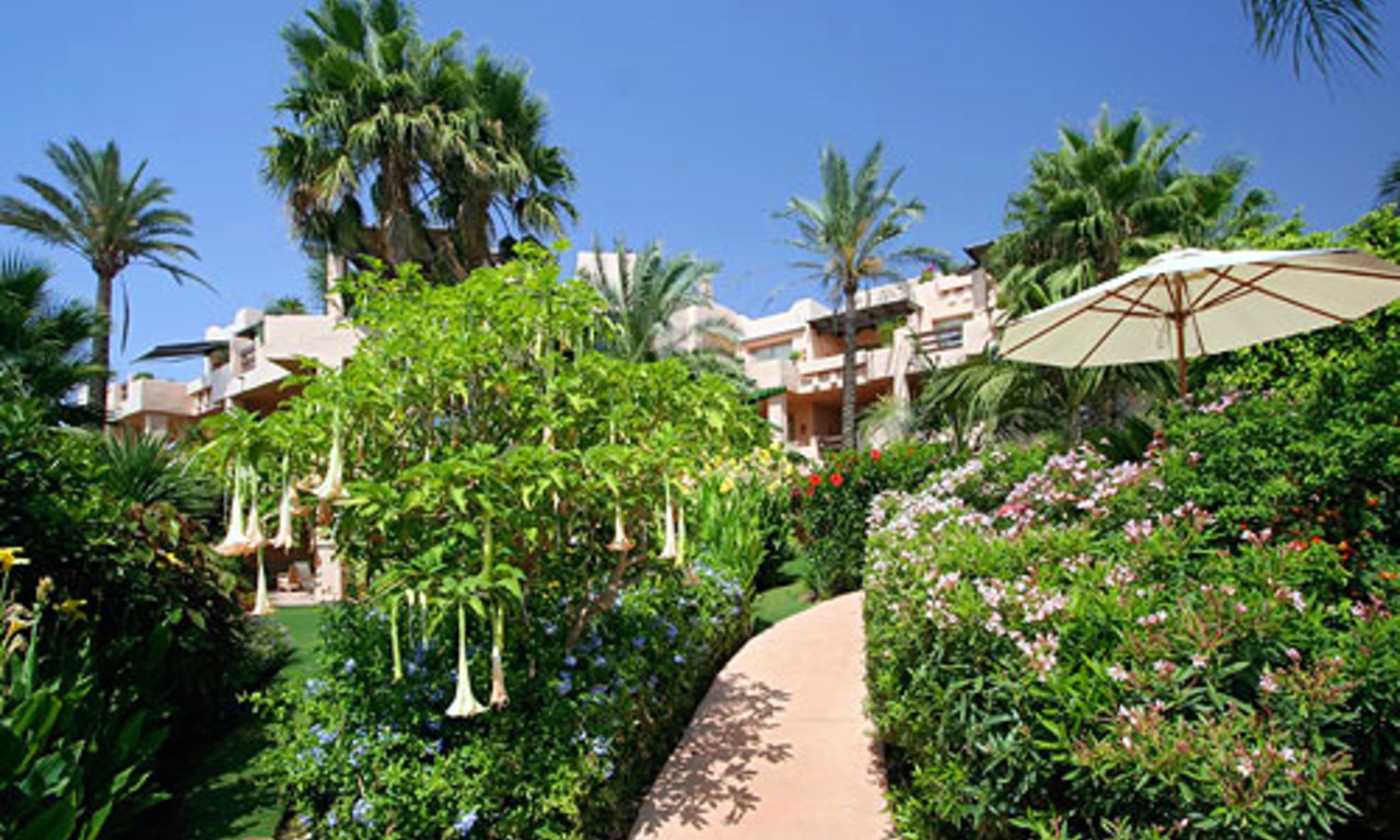 Luxury apartment for sale on the Golden Mile in Marbella 11