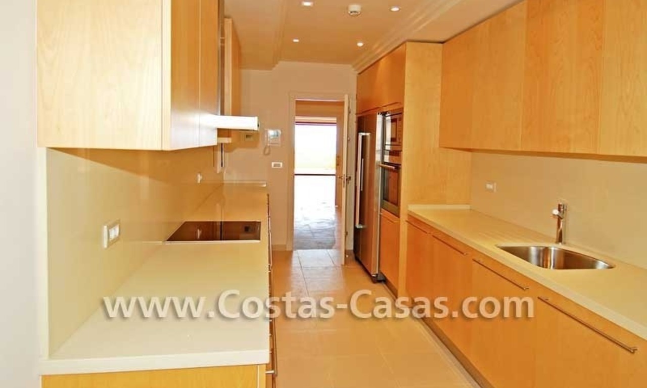 Luxury frontline beach apartment for sale, first line beach complex, New Golden Mile, Marbella -Estepona 9