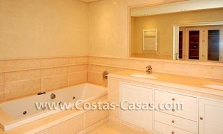 Luxury frontline beach apartment for sale, first line beach complex, New Golden Mile, Marbella -Estepona 17