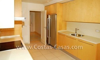 Luxury apartment for sale in a first line beach complex, New Golden Mile, Marbella - Estepona 7