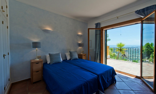 Bargain luxury villa for sale on golf resort, Marbella - Benahavis 11