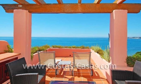 Luxury frontline penthouse apartment for sale, exclusive first line beach complex, New Golden Mile, Marbella - Estepona 