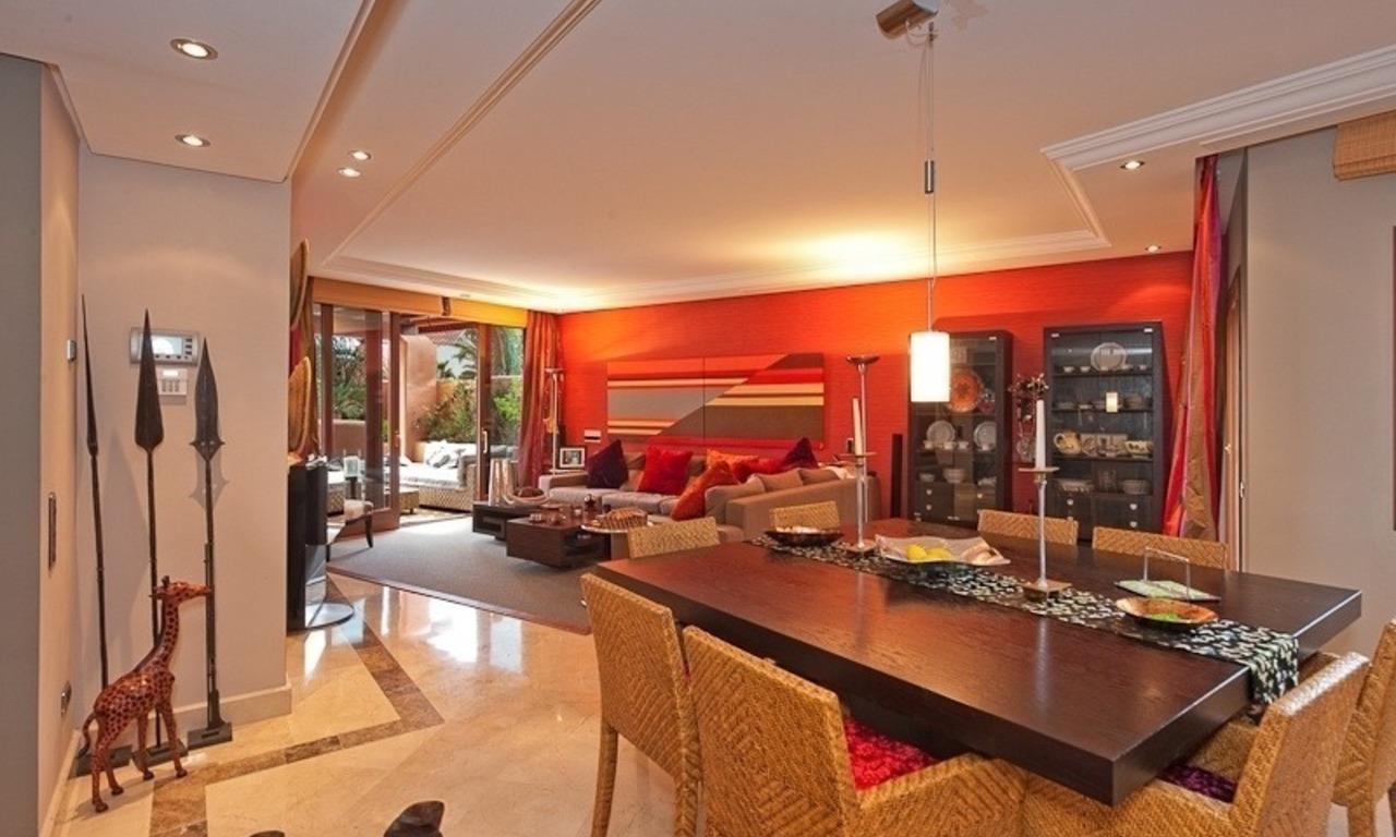 Luxury penthouse apartment for sale in a first line beach complex on the New Golden Mile, Marbella - Estepona 9