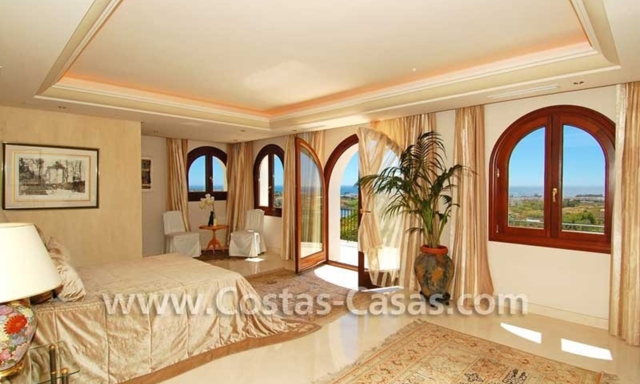 Luxury villa for sale, exclusive golf resort, New Golden Mile, Puerto Banus - Marbella, Benahavis - Estepona 16