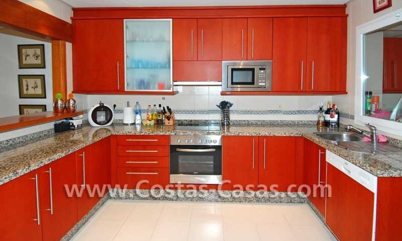Luxury first line beach ground floor apartment for sale, frontline beach, New Golden Mile, Marbella - Estepona 11