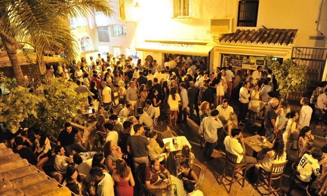 Day and nightlife in Puerto Banus Marbella 14