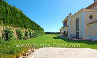 New modern andalusian style villa to buy, golf resort, New Golden Mile, Puerto Banus - Marbella, Estepona 2