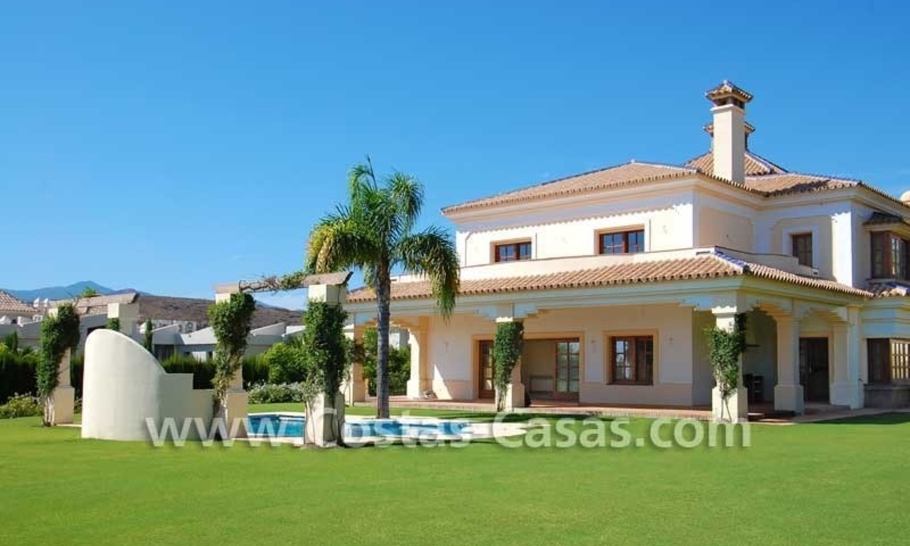 New modern andalusian style villa to buy, golf resort, New Golden Mile, Puerto Banus - Marbella, Estepona 3