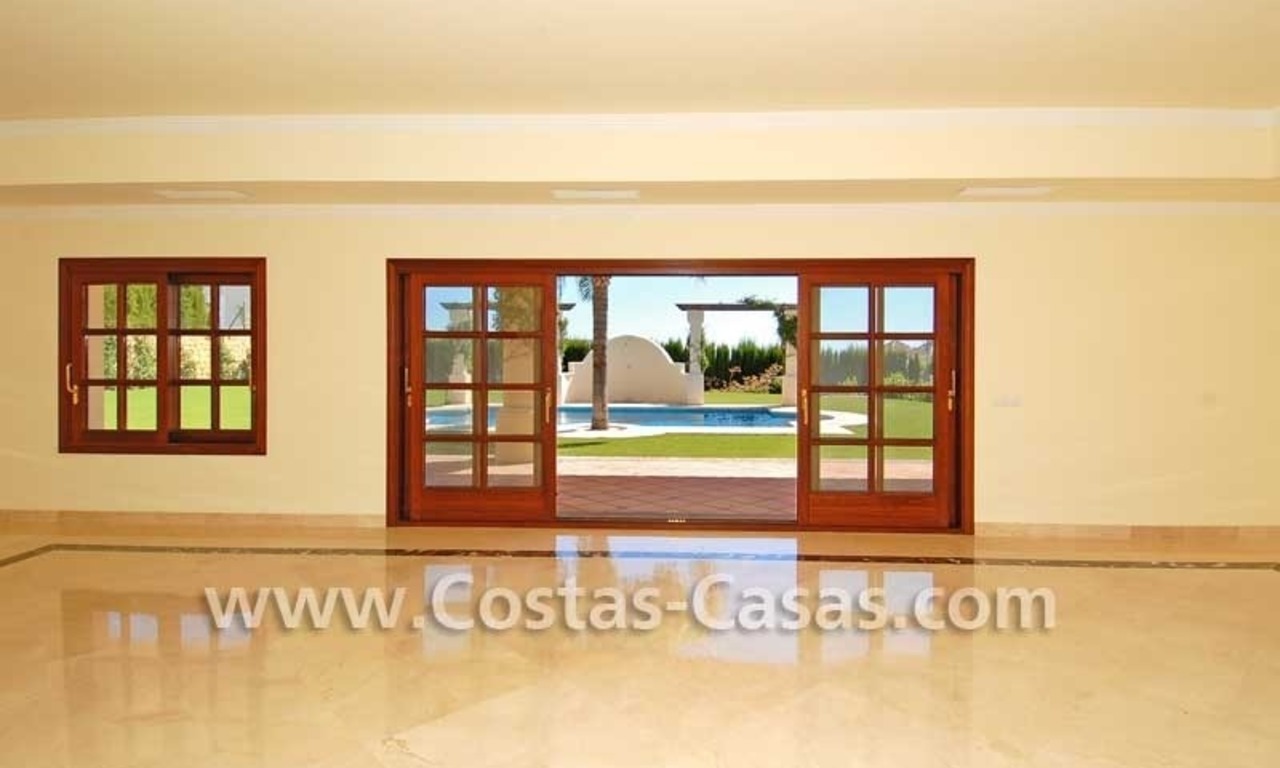 New modern andalusian style villa to buy, golf resort, New Golden Mile, Puerto Banus - Marbella, Estepona 9