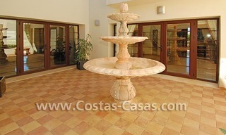 Luxury villa for sale, exclusive golf resort, New Golden Mile, Marbella - Estepona 4