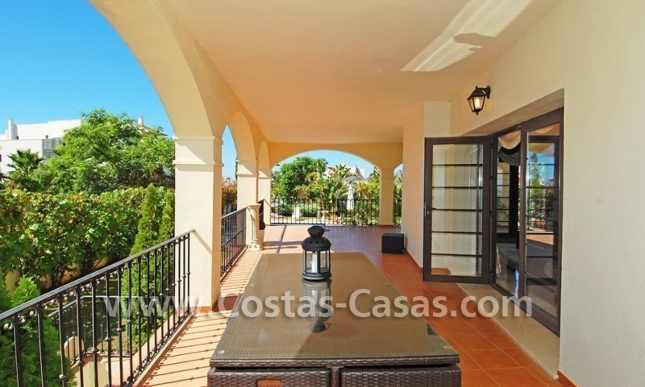 Luxury villa for sale, exclusive golf resort, New Golden Mile, Marbella - Estepona 5