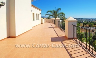 Luxury villa for sale, exclusive golf resort, New Golden Mile, Marbella - Estepona 7
