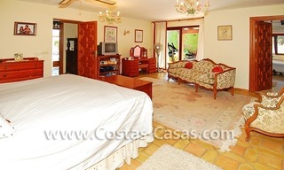 Rustic villa for sale on the New Golden Mile, Puerto Banus - Marbella, Benahavis - Estepona 20