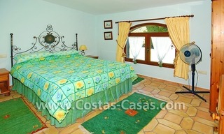 Rustic villa for sale on the New Golden Mile, Puerto Banus - Marbella, Benahavis - Estepona 23