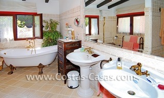 Rustic villa for sale on the New Golden Mile, Puerto Banus - Marbella, Benahavis - Estepona 24