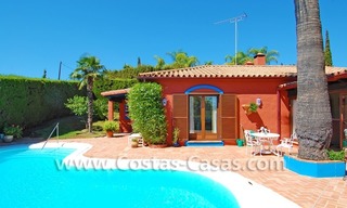 Rustic villa for sale on the New Golden Mile, Puerto Banus - Marbella, Benahavis - Estepona 4