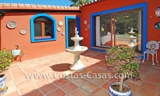 Rustic villa for sale on the New Golden Mile, Puerto Banus - Marbella, Benahavis - Estepona 9