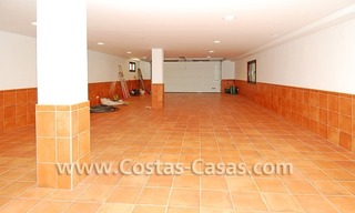 Classic andalusian style villa to buy, golf resort, New Golden Mile, Puerto Banus - Marbella, Benahavis - Estepona 25