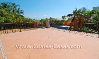 Classic andalusian style villa to buy, golf resort, New Golden Mile, Puerto Banus - Marbella, Benahavis - Estepona 4