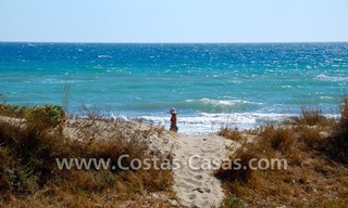 Beachfront new luxury villas for sale, first line beach Marbella - Costa del Sol 15