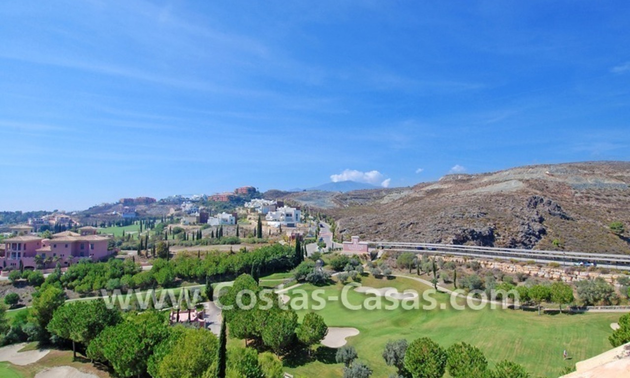 Luxury frontline golf modern penthouse for sale in a 5*golf resort, Benahavis - Estepona - Marbella 1