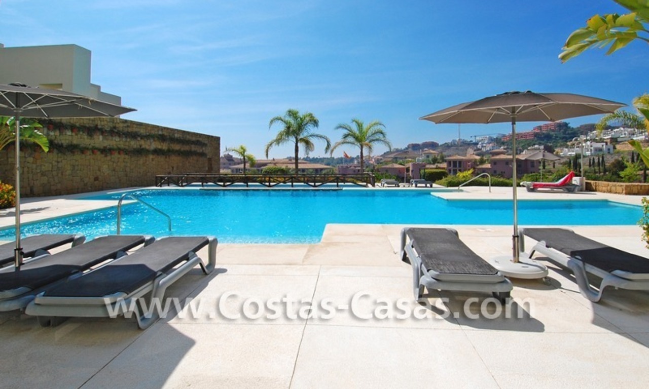 Luxury frontline golf modern penthouse for sale in a 5*golf resort, Benahavis - Estepona - Marbella 8