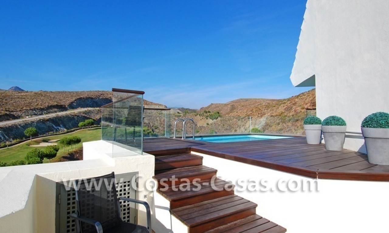 Luxury frontline golf modern penthouse for sale in a 5*golf resort, Benahavis - Estepona - Marbella 5