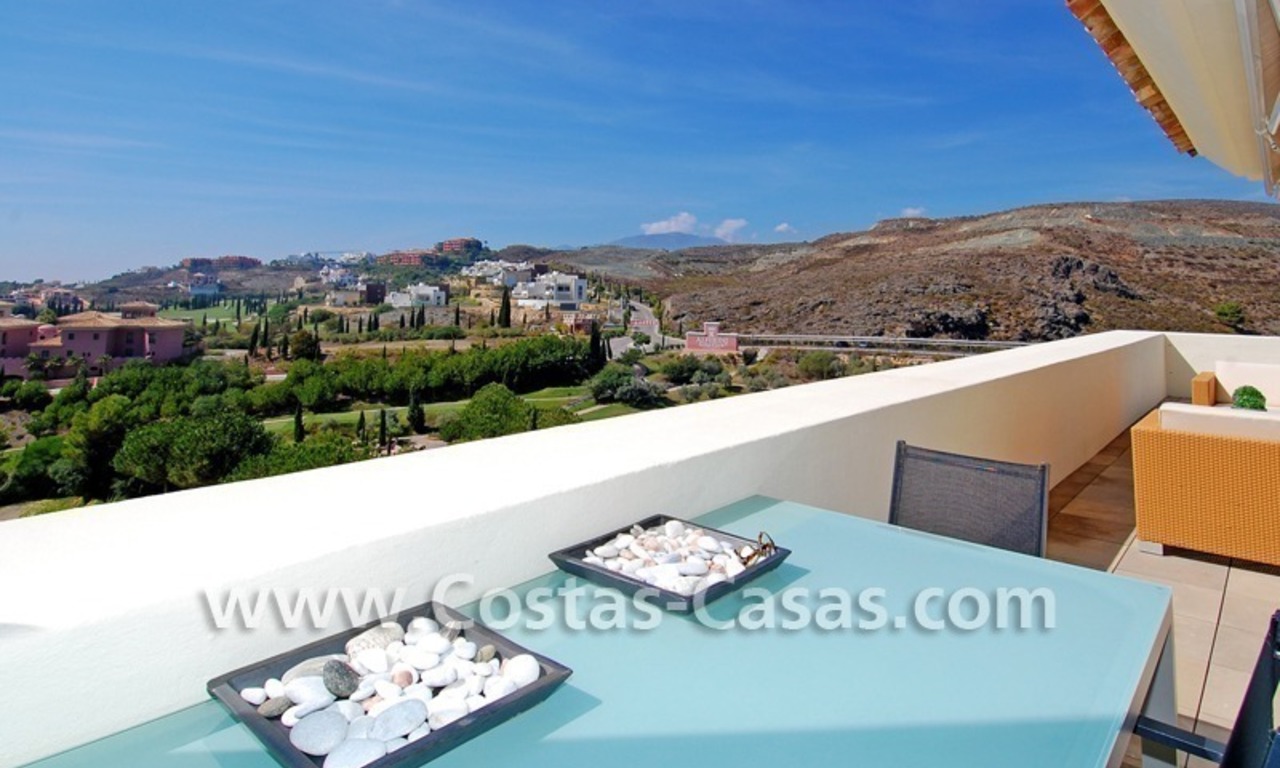 Luxury frontline golf modern penthouse for sale in a 5*golf resort, Benahavis - Estepona - Marbella 3