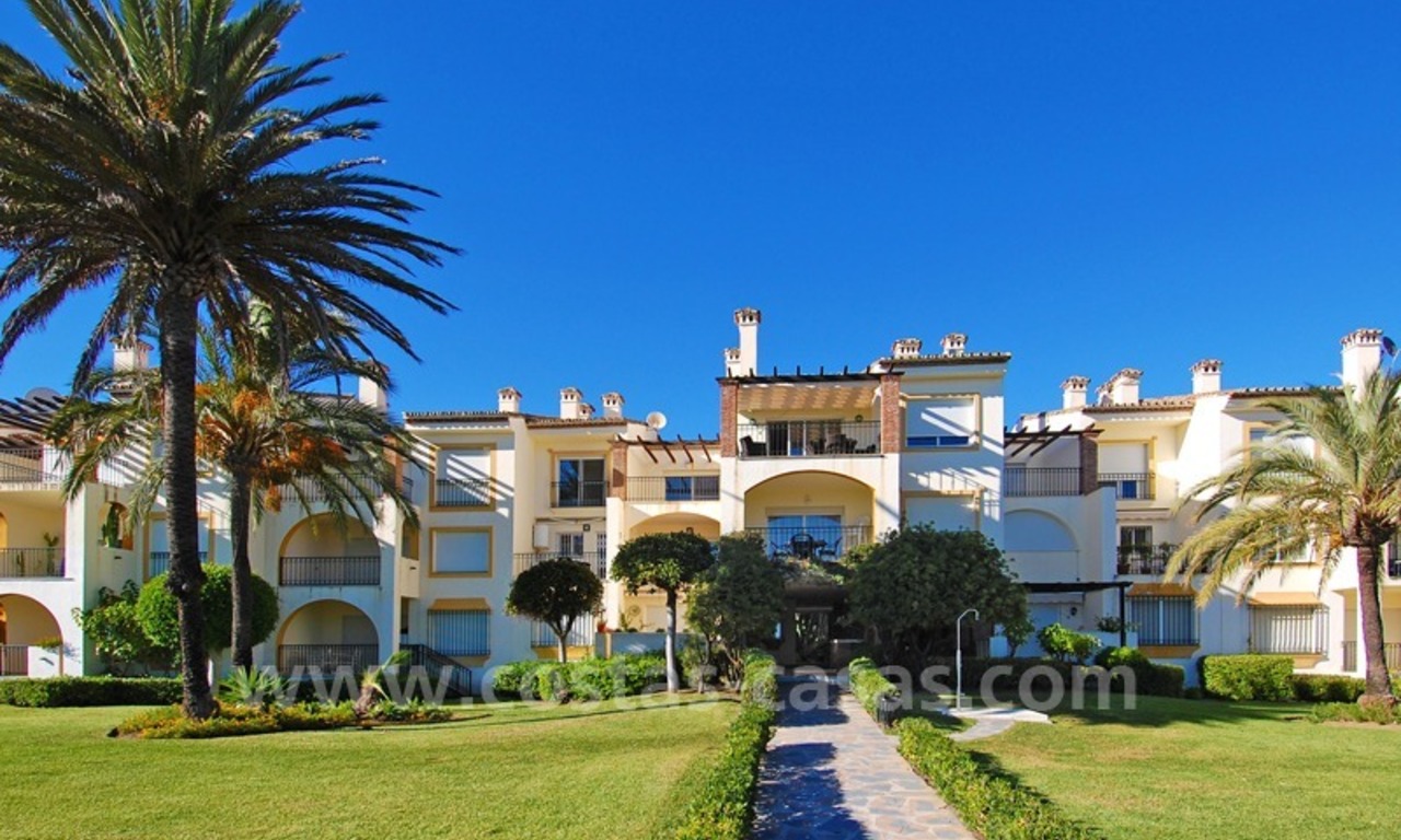 Beachfront penthouse apartment for sale on the New Golden Mile between Marbella and Estepona centre 21