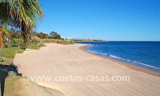 Beachfront penthouse apartment for sale on the New Golden Mile between Marbella and Estepona centre 30