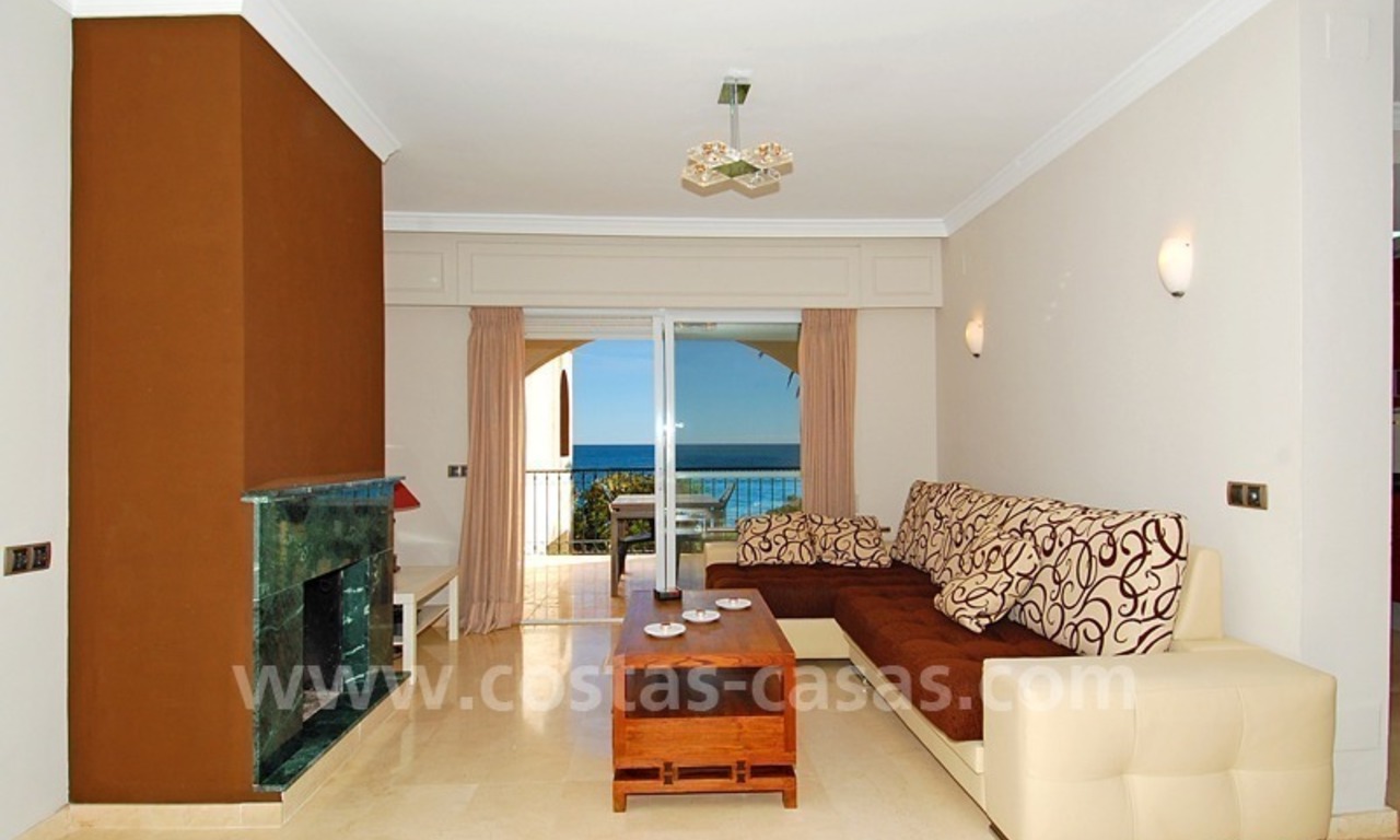 Beachfront penthouse apartment for sale on the New Golden Mile between Marbella and Estepona centre 8
