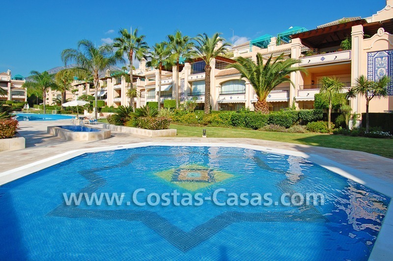 Exclusive luxury apartment for sale on the Golden Mile in Marbella