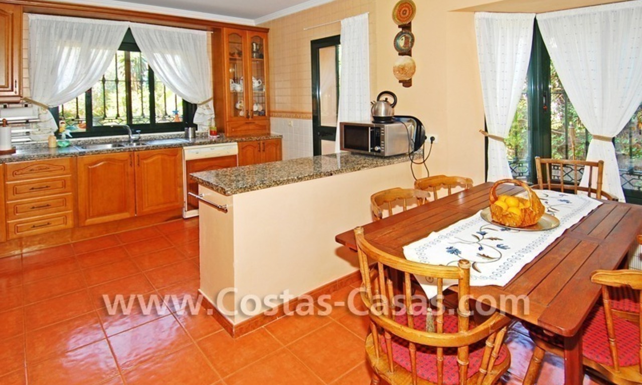 Luxury villa for sale in the area of Marbella – Estepona – Benahavis 13