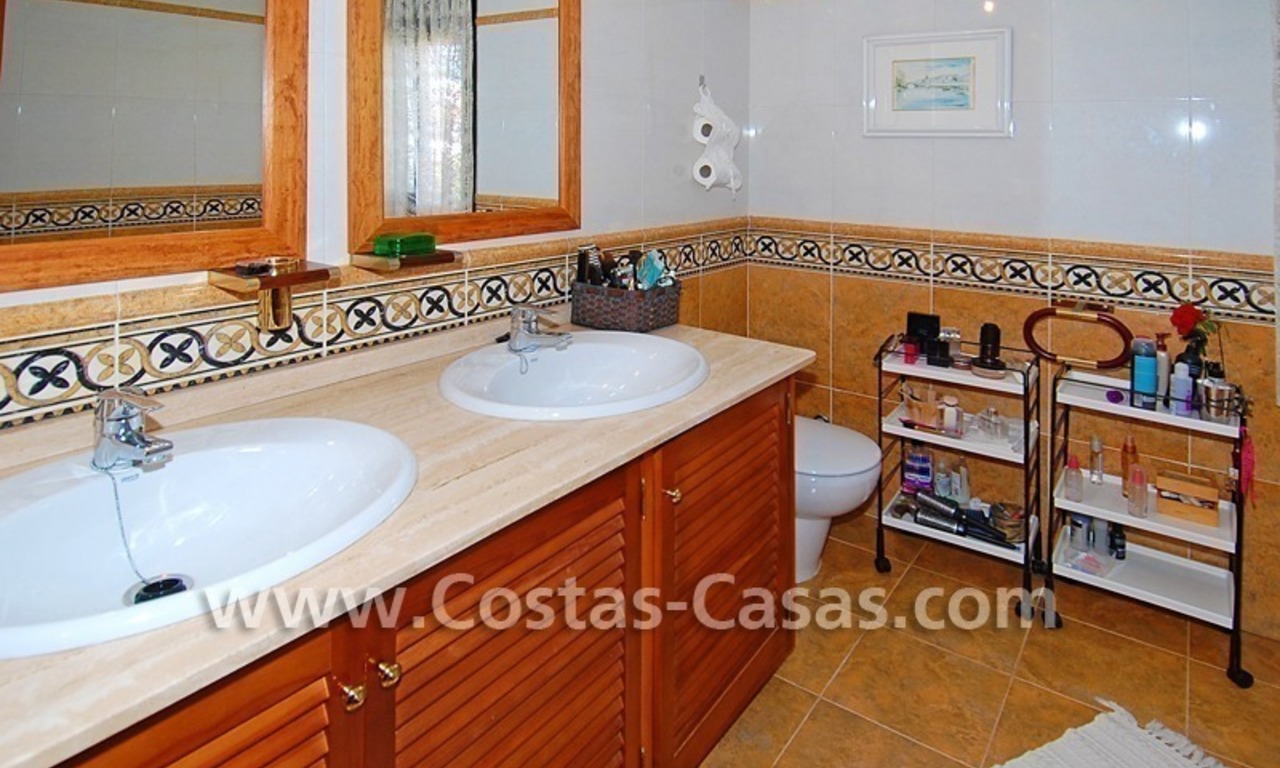 Luxury villa for sale in the area of Marbella – Estepona – Benahavis 24