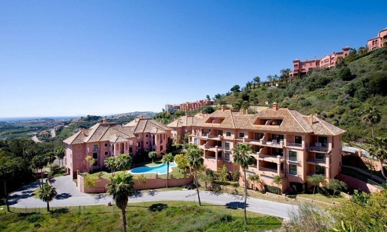 Spacious luxury apartments and penthouses for sale in the area of Marbella - Benahavis 6