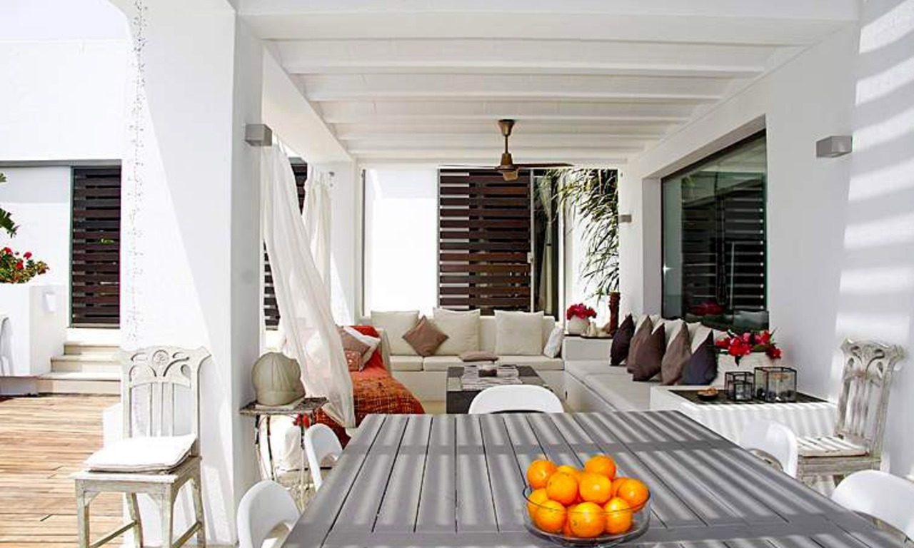 Bargain! Modern contemporary villa for sale in Marbella - Benahavis 2