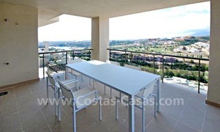 Luxury golf apartments and penthouses for sale, golf resort, Benahavis - Estepona - Marbella 4