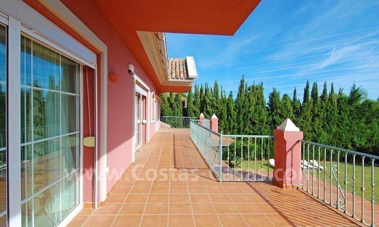 Classical luxury villa to buy in Nueva Andalucia - Puerto Banus - Marbella 6