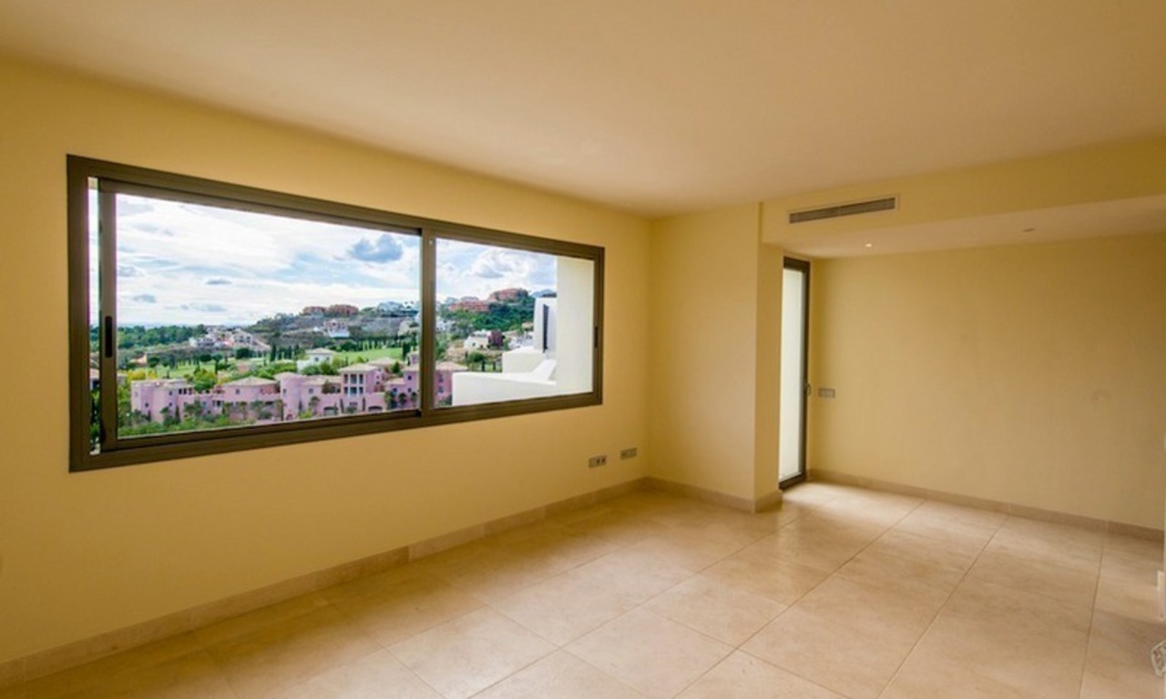 Luxury first line golf modern contemporary penthouse for sale, 5*golf resort, Benahavis - Marbella 12