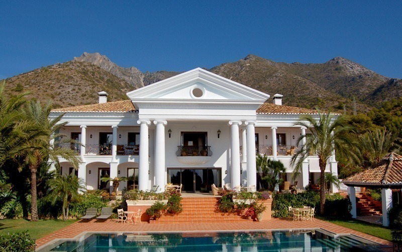 Exclusive villa for sale in Sierra Blanca, Marbella