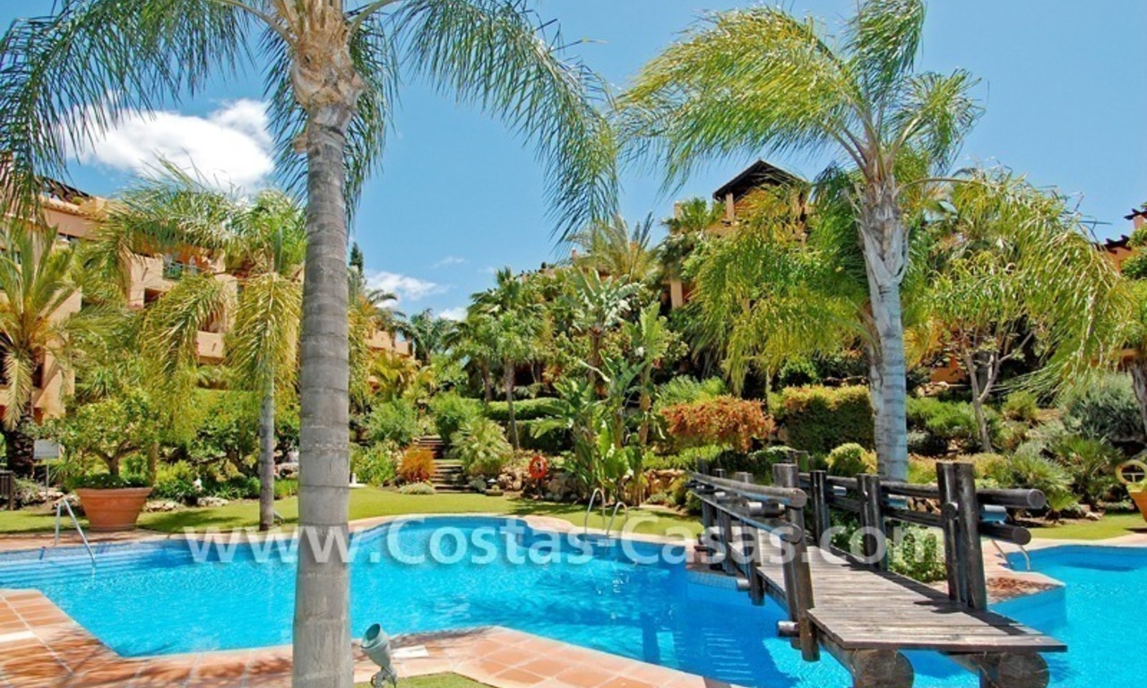 Luxury golf bargain apartment for sale in a golf resort between Marbella and Estepona centre 5
