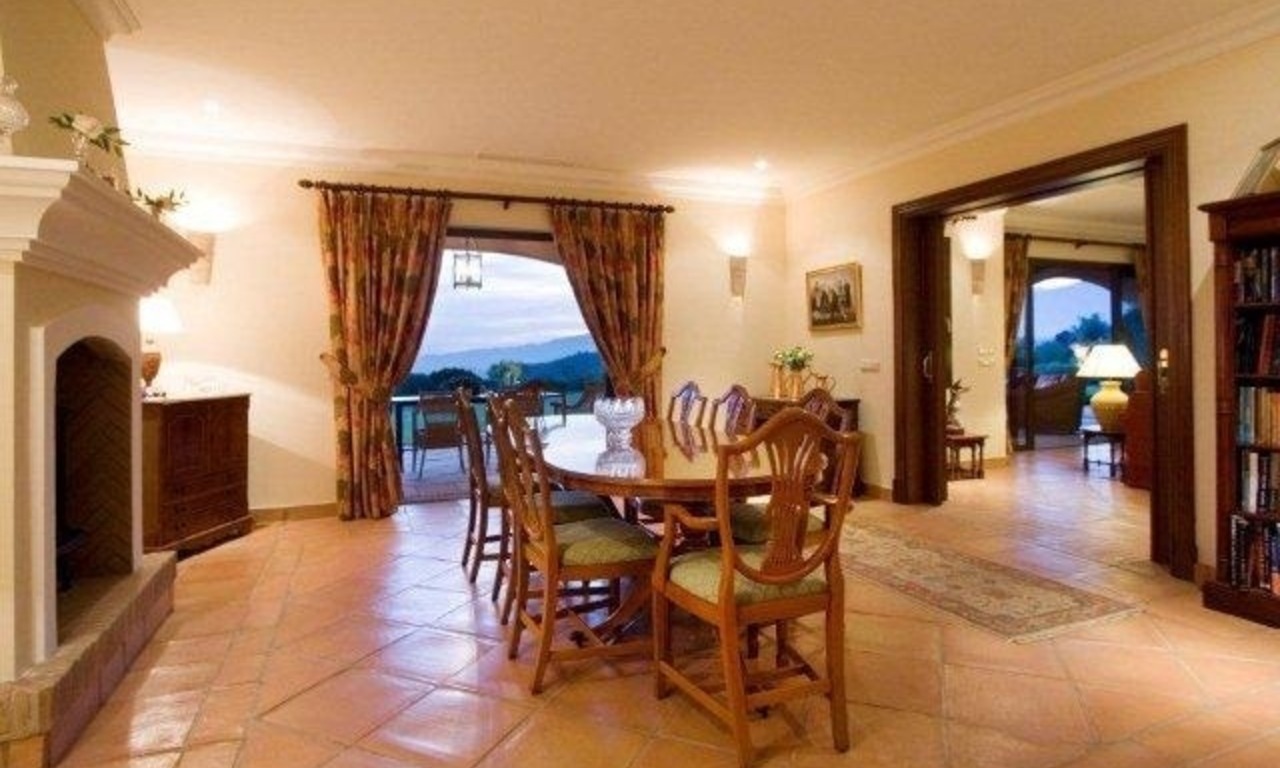 Luxury Mansion for Sale on Golf Resort in the area of Marbella - Benahavis 13