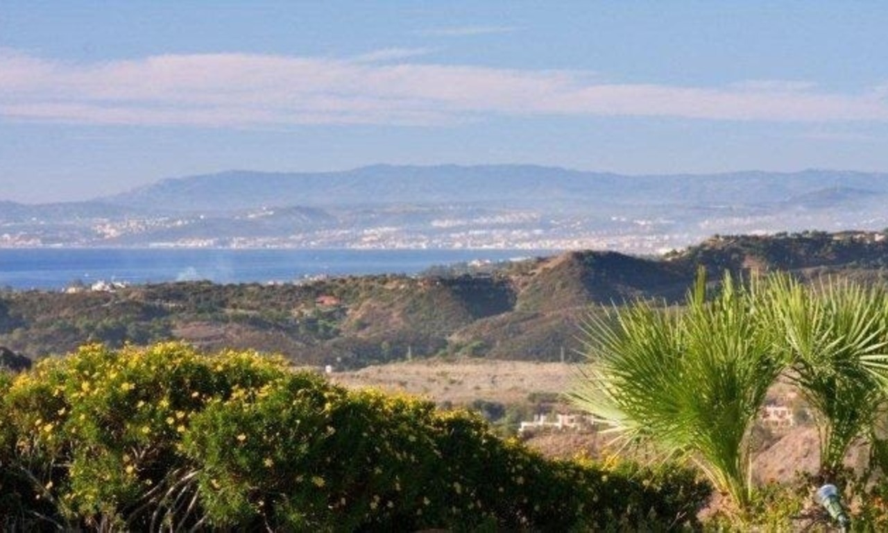 Luxury Mansion for Sale on Golf Resort in the area of Marbella - Benahavis 4