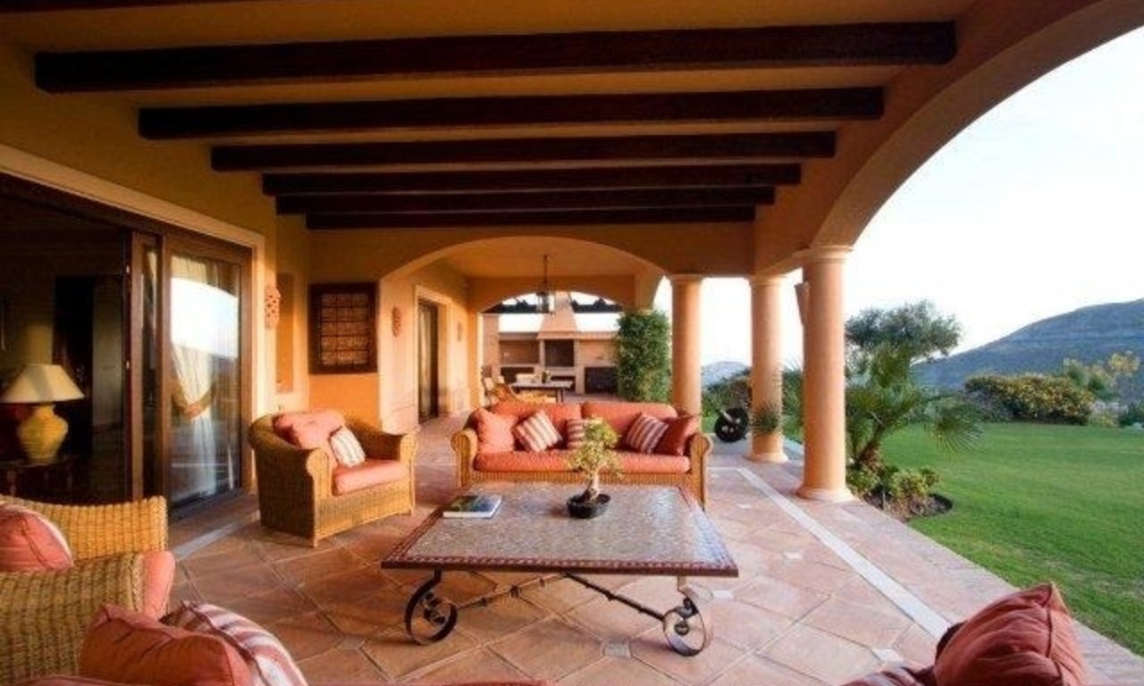 Luxury Mansion for Sale on Golf Resort in the area of Marbella - Benahavis 6