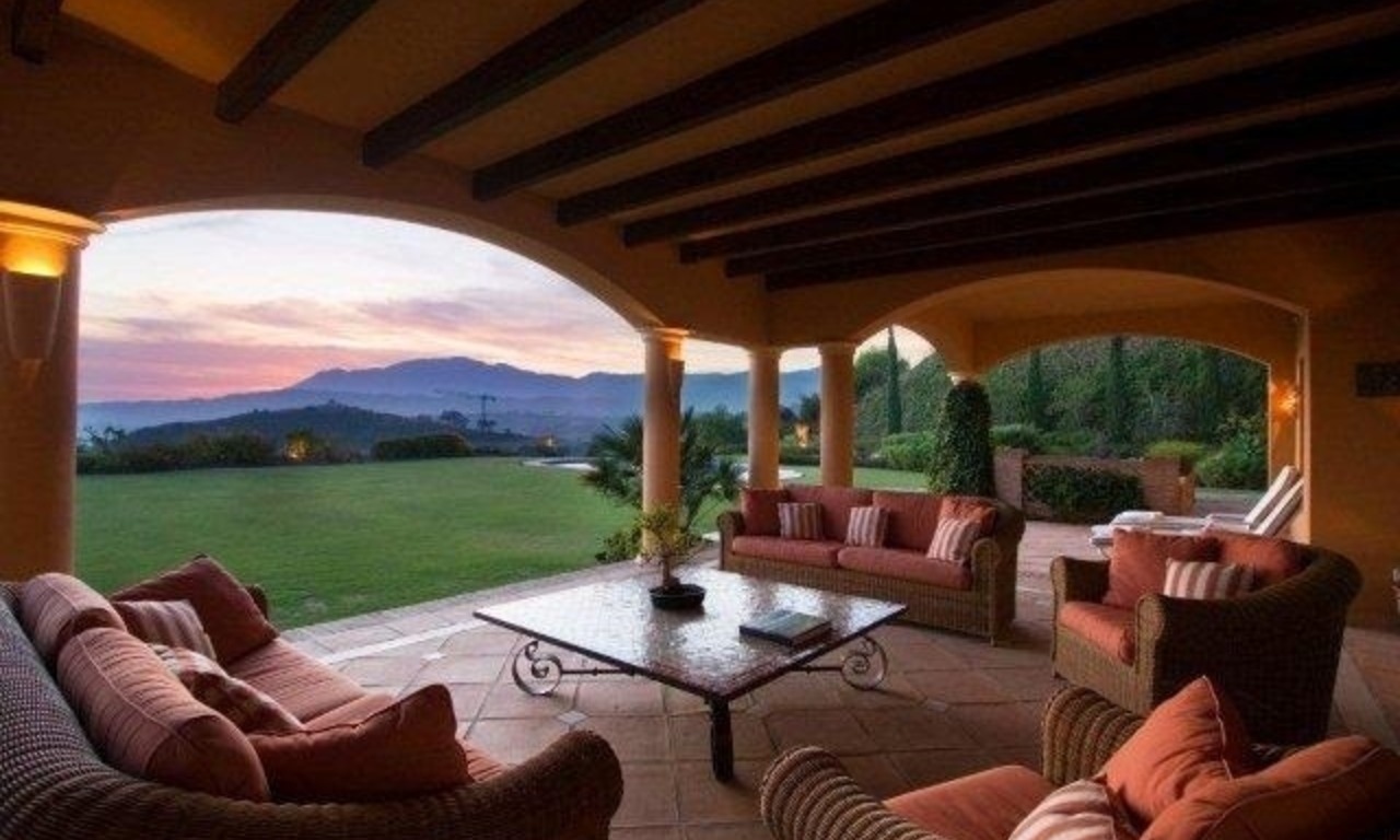 Luxury Mansion for Sale on Golf Resort in the area of Marbella - Benahavis 7